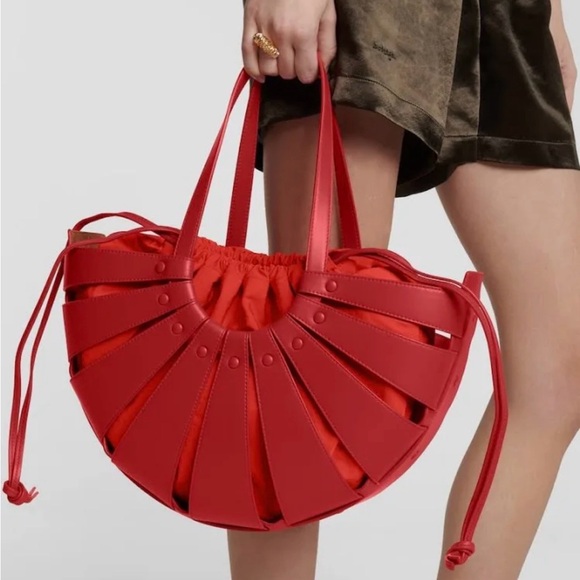 Bottega Veneta Handbags - New - Bottega Veneta 
Chili Tomato Calfskin Leather Large Shell Bag